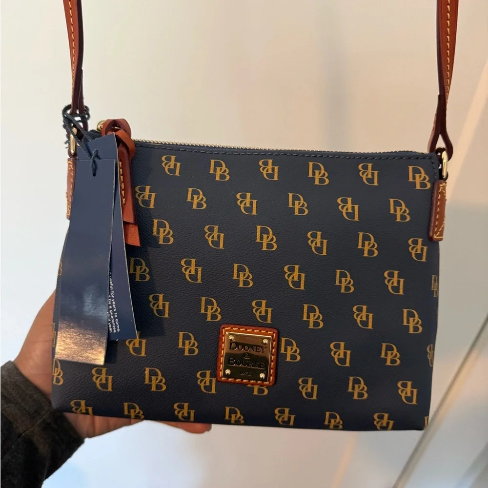 Dooney & Bourke dooney bourke